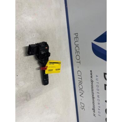 Citroen C1 1.2 PureTech 82 12V Ruitenwis Schakelaar 2015 B000777880