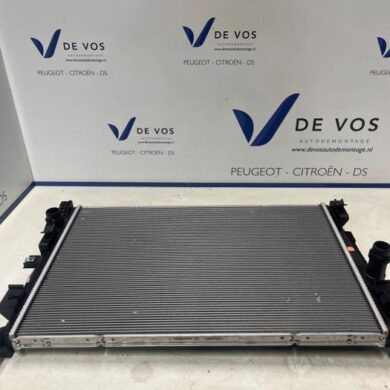 Peugeot 3008 1.2 12V PureTech Hybrid 48V Radiator HN09 2022 9837999680