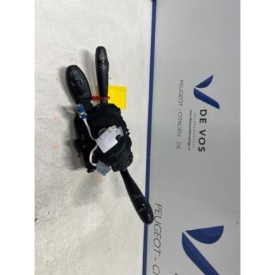 Peugeot 308 1.6 16V THP 150 Steering column stalk 2009 6242TL-98070072XT-96660150XT