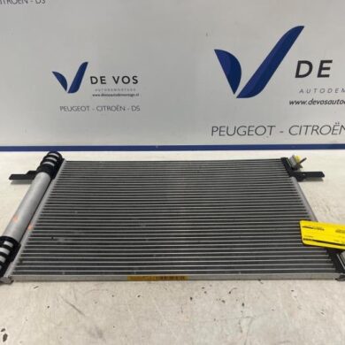 Peugeot 308 1.2 12V PureTech 130 Air conditioning radiator HNS 2021 9816746580
