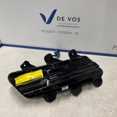 Peugeot 3008 1.2 12V PureTech Hybrid 48V Daytime running light, left 2022 9836231080