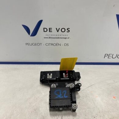 Peugeot 2008 1.2 VTi 12V PureTech 100 ACC Sensor (Entfernung) 2021 1665664780-9840456880