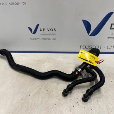 Opel Grandland X  Radiator hose 2023 9836767980