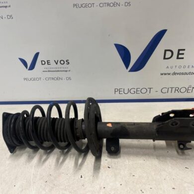 Citroen C4 1.2 PureTech 130 12V Schokdemperpoot links-voor 2022 9842991780
