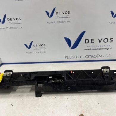 Opel Grandland X 1.2 Turbo 12V Lock plate 2022 9824055880