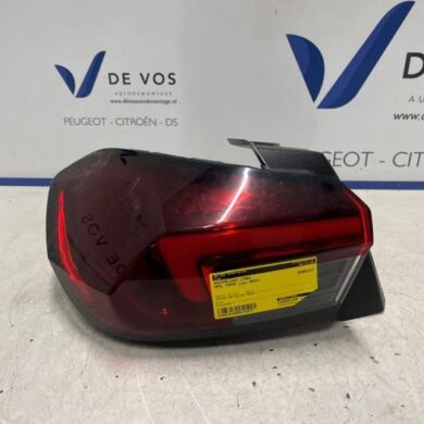 Opel Corsa 1.2 Turbo 12V 130 Rücklicht links 2024 9829317980