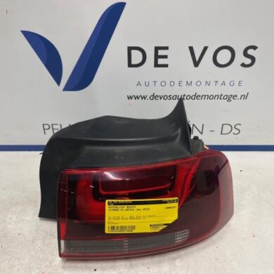 Citroen C4 Cactus 1.2 PureTech 110 12V Achterlicht rechts 2019 9823950280
