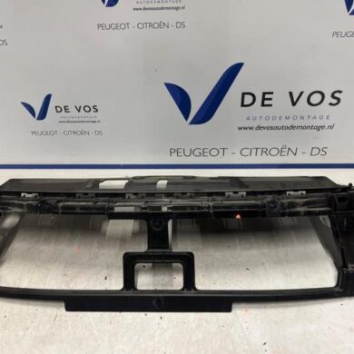 Peugeot 308 1.5 Blue HDi 130 16V Frontpaneel 2021 9835297780