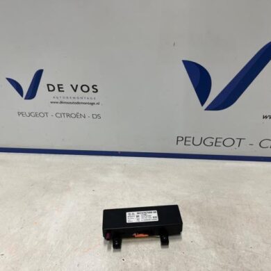 Peugeot 5008 1.6 HDiF 16V Phone interface 2011 6579RY-1611623880-9674767580
