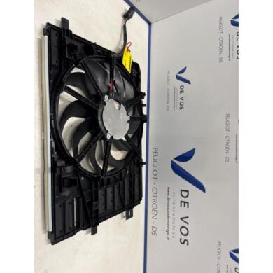 Peugeot 308 1.2 PureTech Hybrid 136 Cooling fan housing 2022 9836055280