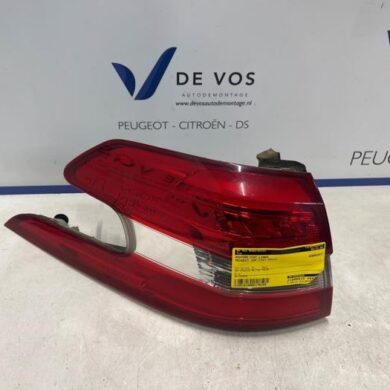 Peugeot 308 1.6 BlueHDi 120 Taillight, left 2014 9678093980