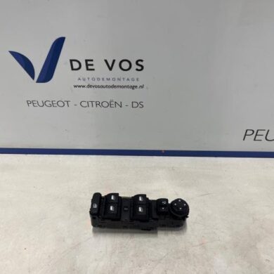 Opel Corsa 1.2 Turbo 12V 130 Combischakelaar ramen 2024 96783350ZD