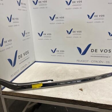 Citroen DS5 1.6 e-THP 165 16V Spatbord Lijst 2016 96728349VD-98043171DX
