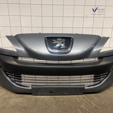 Peugeot 308 1.6 16V THP 150 Front bumper 2009 7401LS