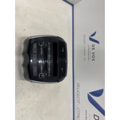 Citroen C4 Aircross 1.6i 16V 115 Radio control panel 2012