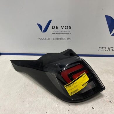 Opel Crossland X 1.2 Turbo 12V Euro 6d-temp Achterlicht links 2022 39235957