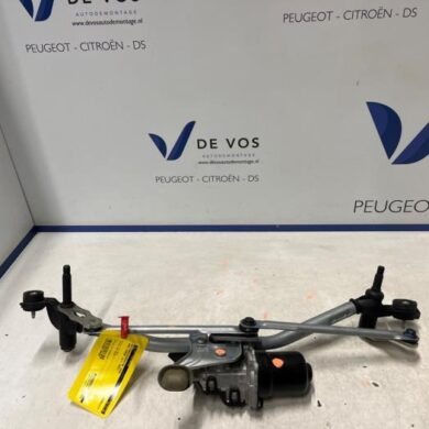 Opel Corsa 1.2 12V 75 Ruitenwissermotor voor 2023 9824784980