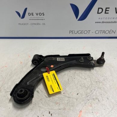 Citroen C5 Aircross 1.5 Blue HDi 130 16V Front wishbone, right 2021 9816865480-9846329080