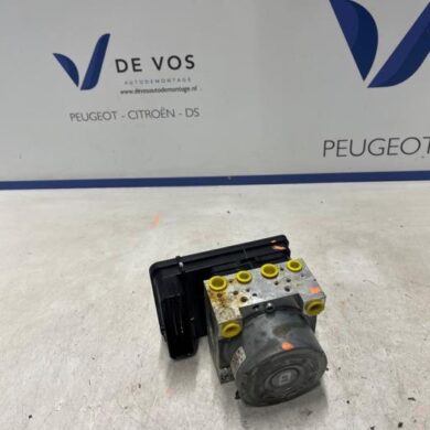 Opel Corsa 1.2 Turbo 12V 130 ABS Pomp HNS-HN05 2024 9860815480-1688679880-1694010780