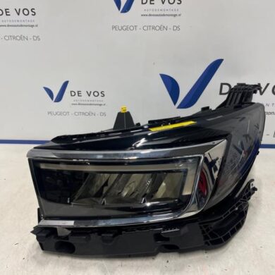 Opel Grandland X 1.2 Turbo 12V Headlight, left 2022 9850145980-9839689680