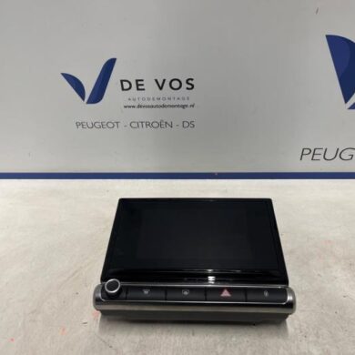 Citroen C3 1.2 12V e-THP PureTech 110 Interior display HNP-HN05 2020 98261544XU-9836623980-98389128XU