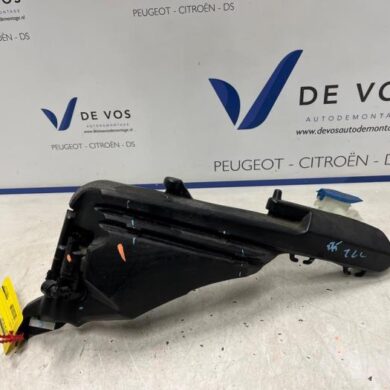 Peugeot 308 1.5 Blue HDi 130 16V Scheibensprühertank vorne 2021 9843214980
