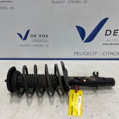 Citroen C4 Cactus 1.2 PureTech 110 12V Schokdemperpoot links-voor 2019 9820948680