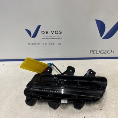 Peugeot 3008  Daytime running light, right 2021 9836230980