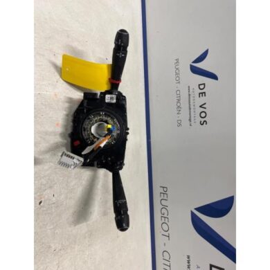 Citroen C4 Picasso 1.6 BlueHDI 115 Steering column stalk 2017 98072635ZD