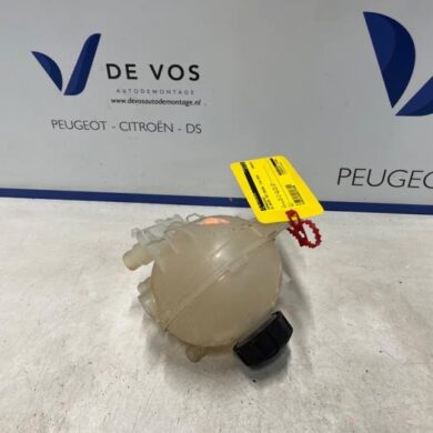 DS Automobiles DS7 Crossback 1.6 16V PureTech 225 Expansion vessel 2019 9678125880