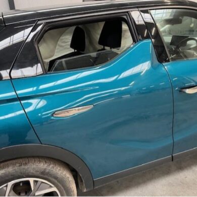 DS Automobiles DS3 Crossback 1.2 12V PureTech 100 Rear door 4-door, right 2019 9825055180