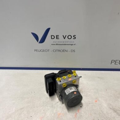 Opel Grandland X 1.2 Turbo 12V ABS pump HNS-HN05 2020 9832278080