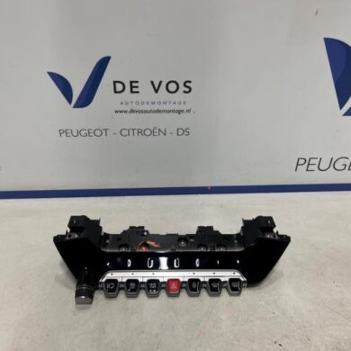 Peugeot 208 1.2 Vti 12V PureTech 75 Kachel Bedieningspaneel 2019 98261078XU