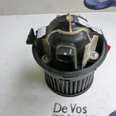 Peugeot 308 1.6 VTI 16V Kachel Ventilatiemotor 2008 6441Z7