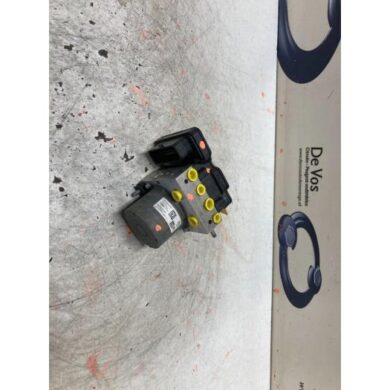 Citroen C3 1.2 12V e-THP PureTech 110 ABS Pomp HNZ 2018 1631831080-1649128180