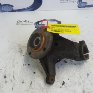 Peugeot 206 1.6 16V Fusee links-voor 2002 364657