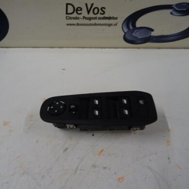 Peugeot 308  Combischakelaar ramen 2015 96788264ZD