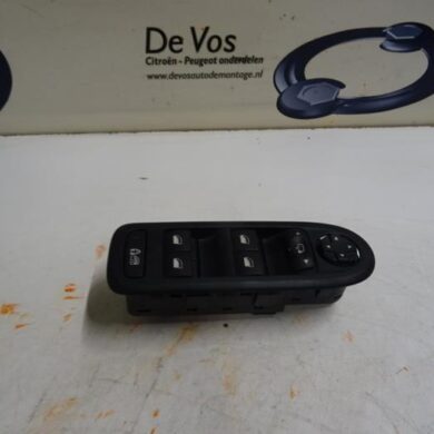 Peugeot 308  Combischakelaar ramen 2012 649028