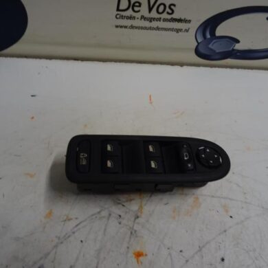 Peugeot 308 1.6 VTI 16V Combischakelaar ramen 2010 649026