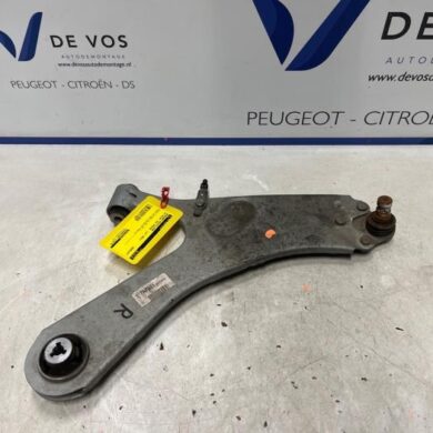 DS Automobiles DS3 Crossback 1.2 12V PureTech 130 Front wishbone, right 2021 9831682780