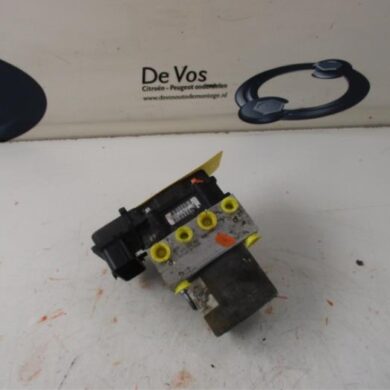 Citroen Jumper 2.2 HDi 100 ABS Pomp 4HV 2011 4541FZ