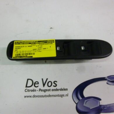 Peugeot 307 1.6 16V Combischakelaar ramen 2003 6554E9