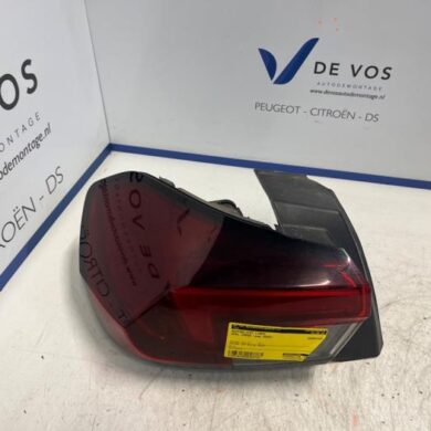 Opel Corsa 1.2 Turbo 12V 100 Achterlicht links 2020 9829317380