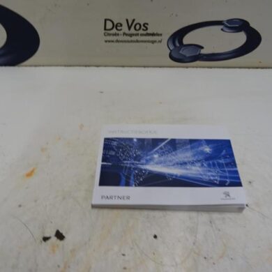 Peugeot Partner 1.6 BlueHDI 75 Instructie Boekje 2018