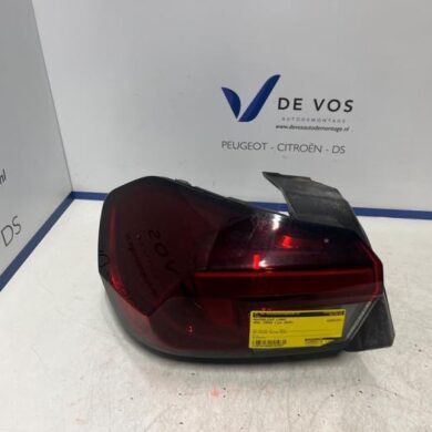 Opel Corsa 1.2 Turbo 12V 100 Achterlicht links 2020 9829317380