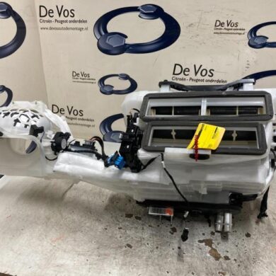 Peugeot 3008  Kachelhuis 2021 9821299980-9822121780-1618895580