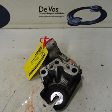 Citroen C4 Picasso  Motorsteun AHX 2014 9805300680