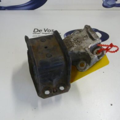 Peugeot 307 1.6 16V Motorsteun NFU 2004 1839J1