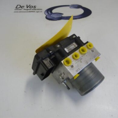 Peugeot 308 1.6 VTI 16V ABS Pomp 5FW 2009 4541JP-4541JQ