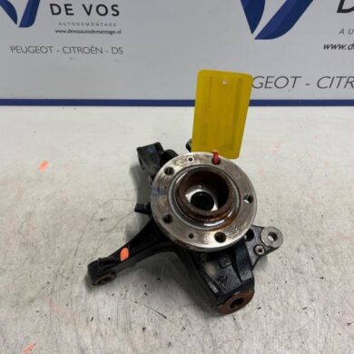 Citroen C5 Aircross 1.2 PureTech Hybrid 136 Fusee rechts-voor 2022 1647857080